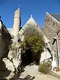 Le porche et le clocher-tour