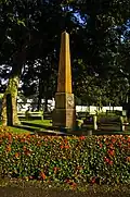 Gros plan du monument de Gustav Nachtigal à Bonanjo au Cameroun