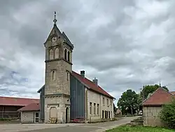 L'école-mairie.