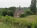 Chapelle bâtie à l'emplacement de l'ancienne abbatiale de Foigny.