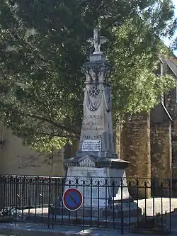 Monument aux morts.