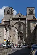 Façade de l'église abbatiale.