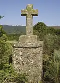 Croix (1859), dressée pour rappeler l'accident mortel de Jacques Bouisset, survenu à cet endroit.