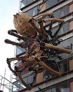 Une des araignées des Mécaniques Savantes, à Liverpool