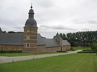Colombier et ferme de l'ancienne abbaye