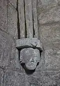 Cul-de-lampe à l'intérieur de l'église.