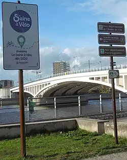 Description de cette image, également commentée ci-après