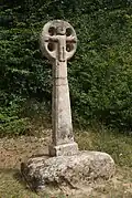 La croix romane de Rouzeyrol.