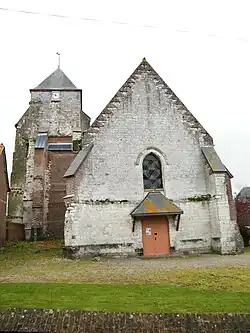Une autre vue de l'église.
