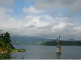 Installations hydro-électriques sur le lac