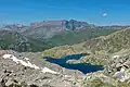 Vue de la chaîne des Fiz depuis le lac Cornu dans les aiguilles Rouges au sud-est.