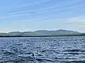 Vue du lac et des montagnes à la pointe vers Woburn