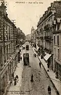 Le tramway de Roanne, rue de la Côte, au début du XXe&nbsp;siècle.