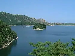 Lac Samilpo dans la région des monts Kumgang.