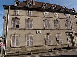 Maison Renard.