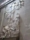 Fragment du monument funéraire de Catherine Girardon dans l'église Sainte-Marguerite.