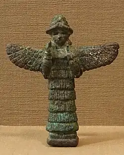 Description de l'image Lamma Goddess, Iraq, Isin-Larsa period, 2000-1800 BC, bronze, baked clay - Oriental Institute Museum, University of Chicago - DSC07287.jpg.