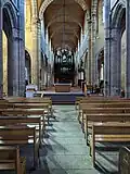 Église Saint-Houardon : vue intérieure d'ensemble.