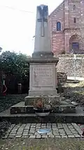 Monument aux morts.