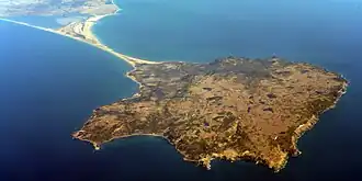 Vue aérienne de l'île de Langlade (mai 2013), la pointe Plate se situe en bas à gauche.