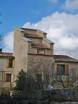 Grand pigeonnier de Lardiers(Alpes-de-Haute-Provence).