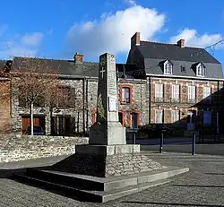 Monument aux morts.