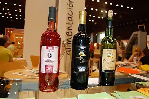 Caves Cortijo El Cura sur Laujar de Andarax — rosé, rouge et blanc