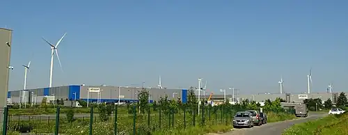 Vue vers Amazon LIL8 et LIL1 à Lauwin-Planque.