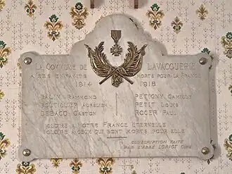 Plaque commémorative des soldats morts pour la France 1914-1918, en mairie.