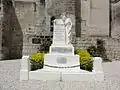 Le monument aux morts.
