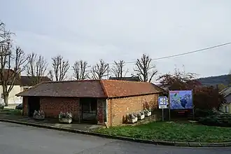 et à Brugny.