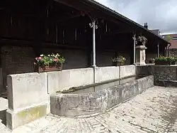 Le lavoir du haut.
