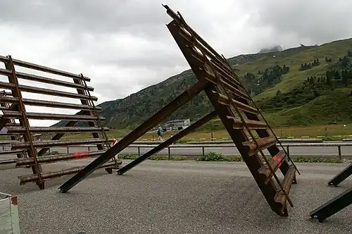 Sections de barrière paravalanche en Autriche.