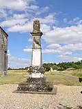 Le monument aux morts.