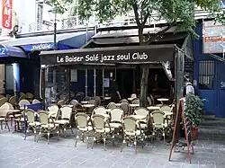 Description de cette image, également commentée ci-après