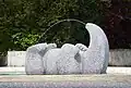 Le Grand Baigneur (2002), situé au centre d'un giratoire de l'avenue des Bains, à Yverdon-les-Bains.