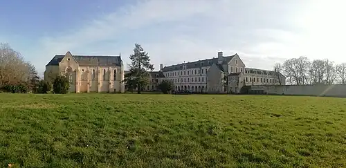 Chapelle et immeuble du collège Richelieu, puis Grand Séminaire.