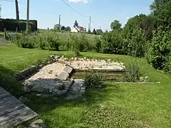 Vestiges du lavoir.