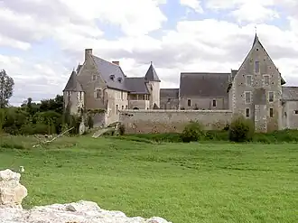 L'ancienne ferme abbatiale.