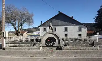 Fontaine.