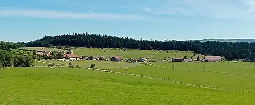 Vue sur Le Mémont.