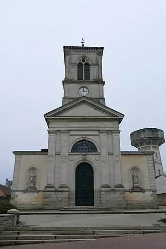 La façade.