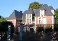 Le Manoir.