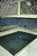 L'intérieur du lavoir.