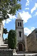 Façade de l'église du Pègue.