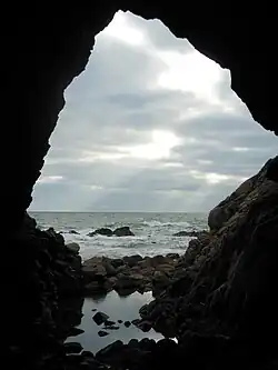 Grotte à marée haute