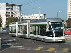 TVR en mode non-guidé (appelé "Electrique-Routier") à Nancy.
