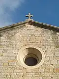 Oculus de la façade de l'église Saint-Michel.