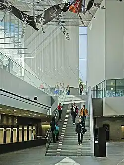 Le grand escalier.