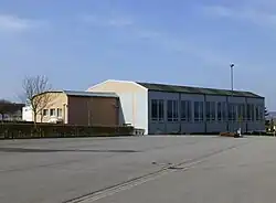 Le hall des sports.